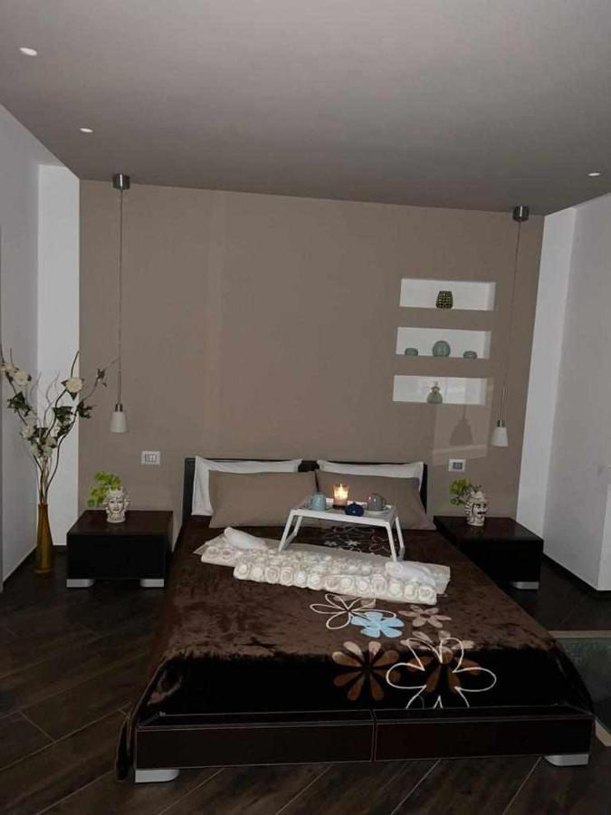 Al Centro Exclusive Apartment Brindisi Kültér fotó